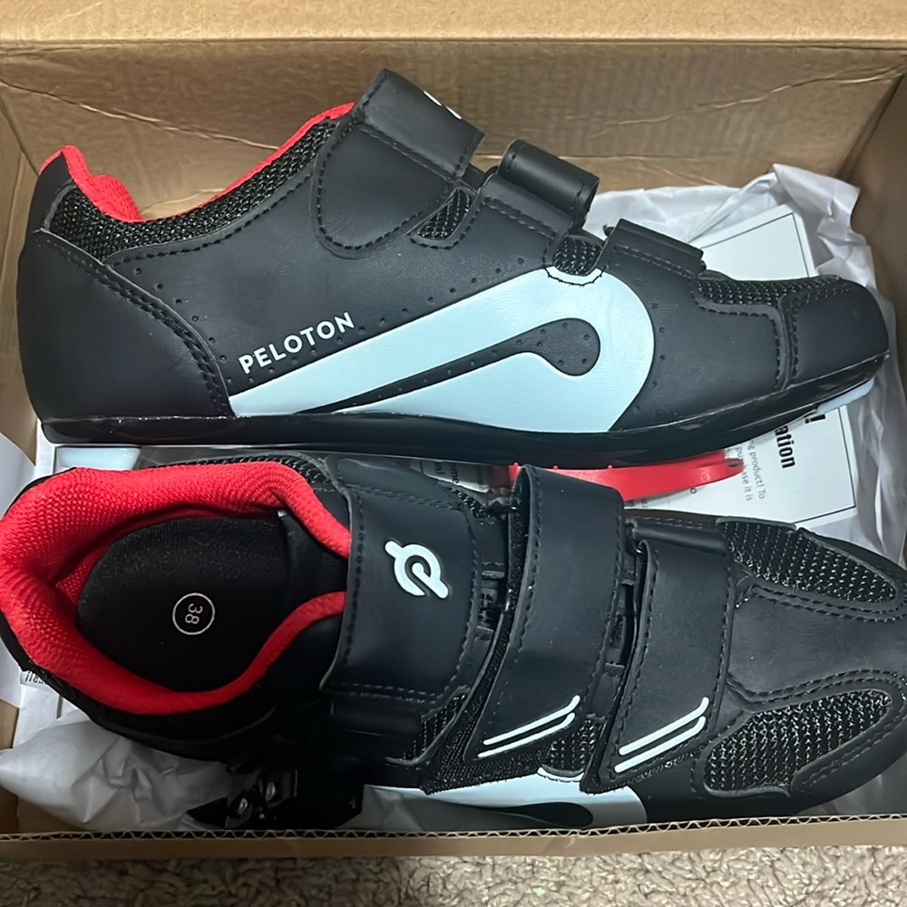 Peloton shoes size 38, 7.5 women’s